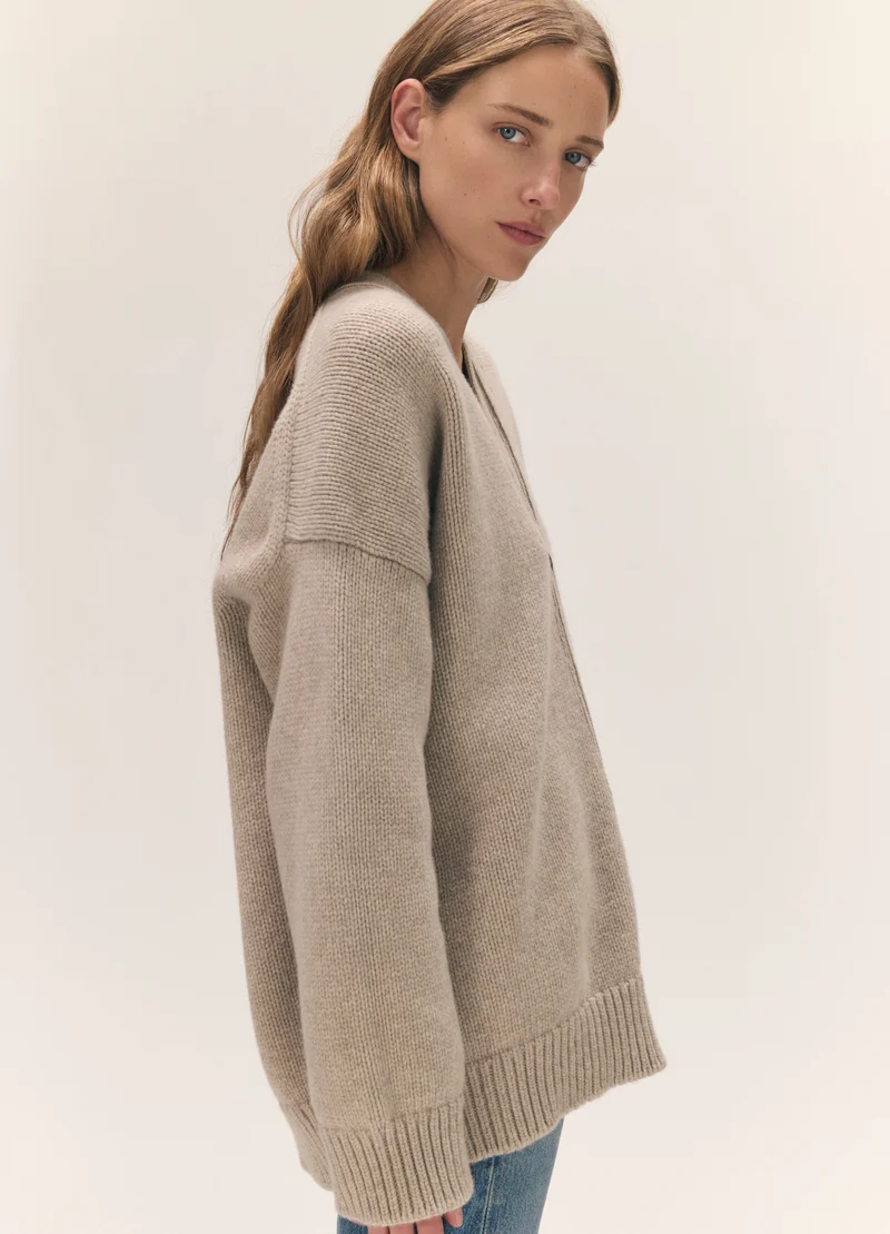 Caragh V-Cardigan in Oat