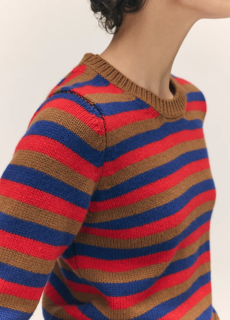Rosha Shrunken Crewneck in Hazelnut with Poppy & Smalt