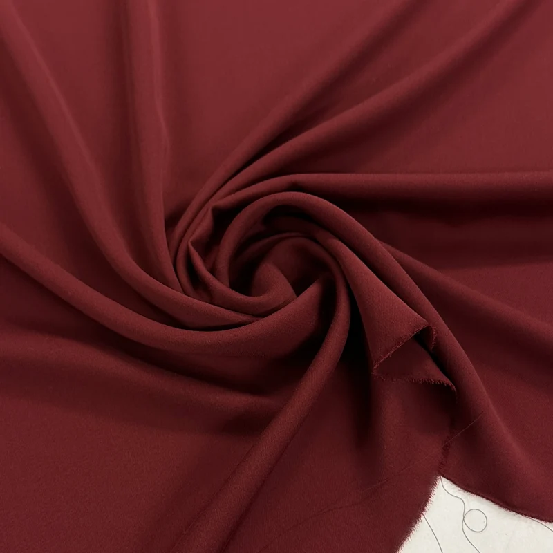 No. 2133 Seidencrepe bordeaux