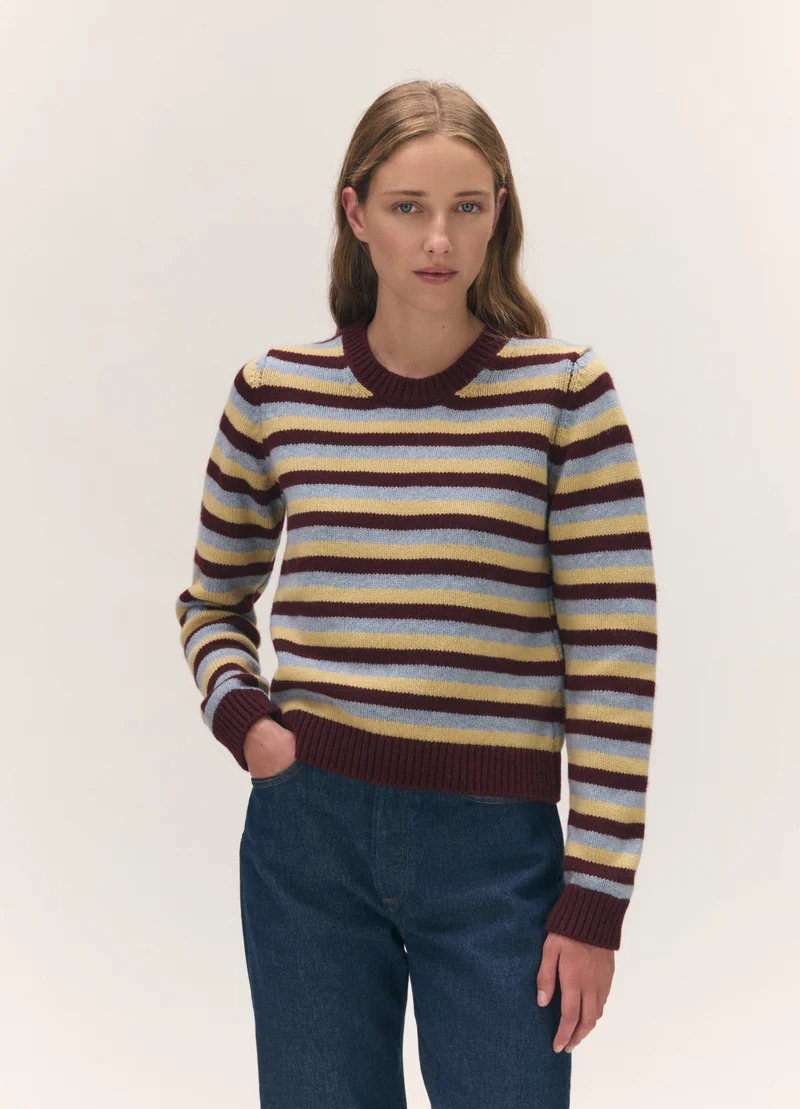 Rosha Shrunken Crewneck in Burgundy with Vintage & Yellow