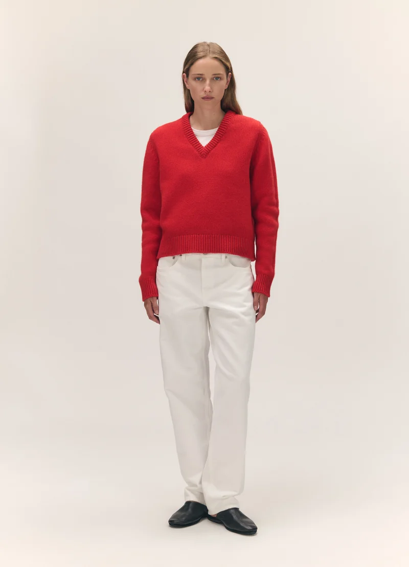 Glenn V-Neck in Poppy Red