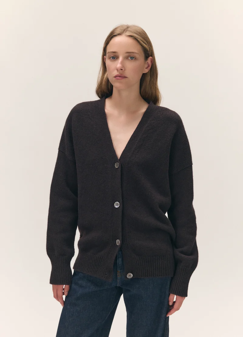 Sora V-Neck Cardigan in Dark Brown
