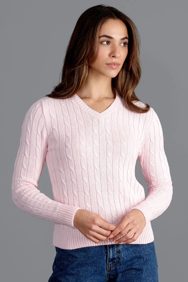Damenpullover aus 100 % Baumwolle mit Zopfmuster und V-Ausschnitt
