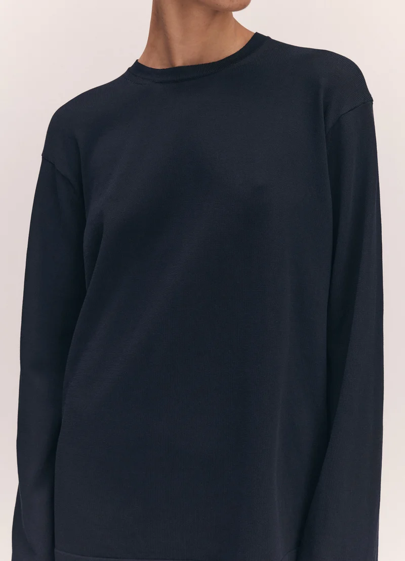 Long Sleeve Slouchy T-Knit in Dark Navy