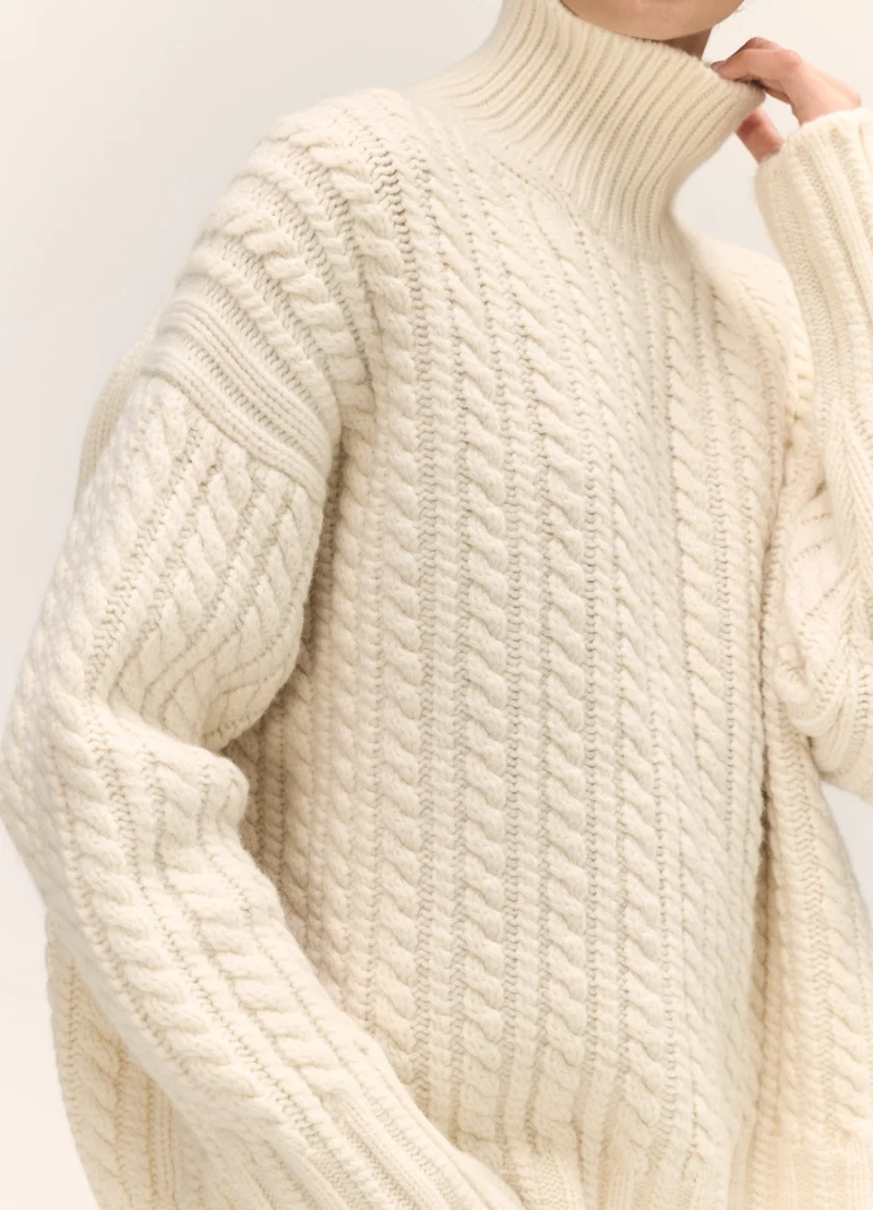 Caragh Cable High Neck in Undyed White