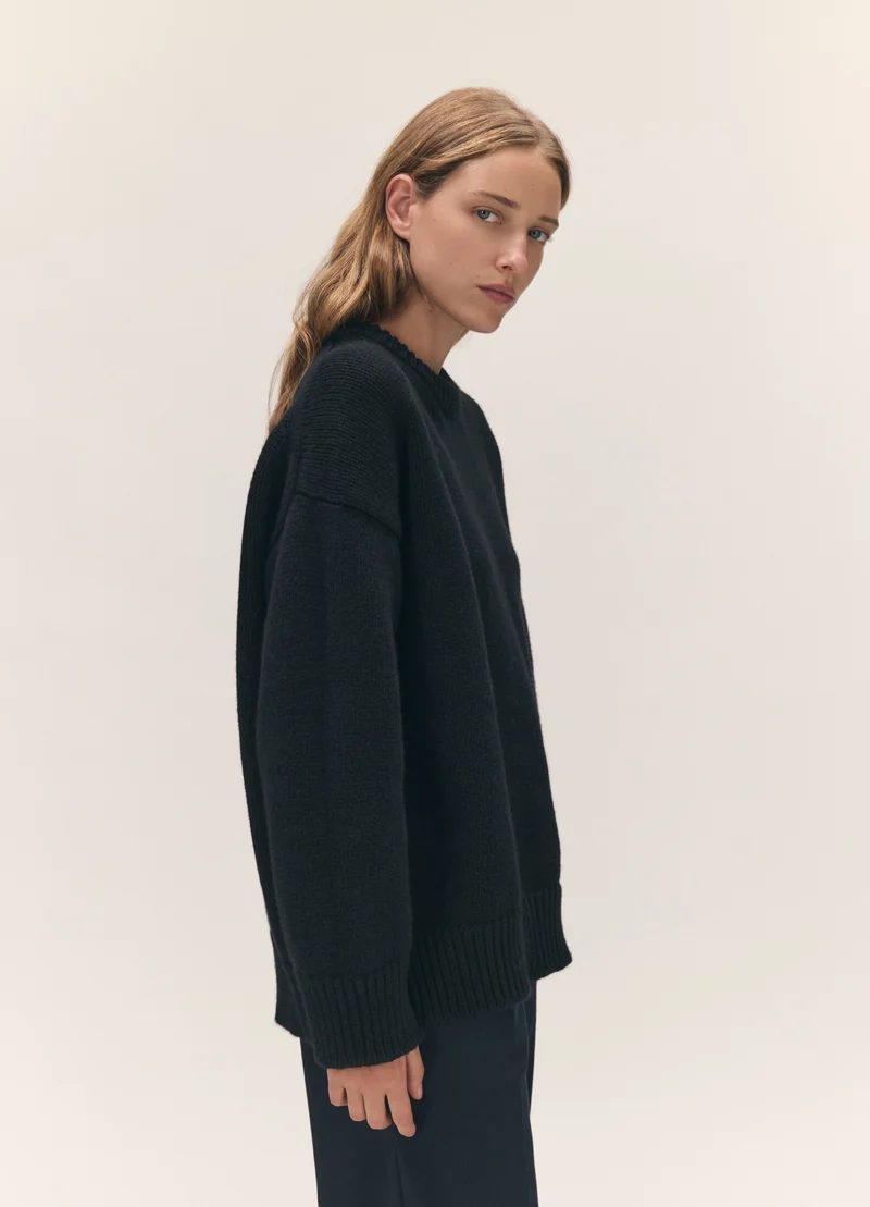 Caragh Crewneck in Black