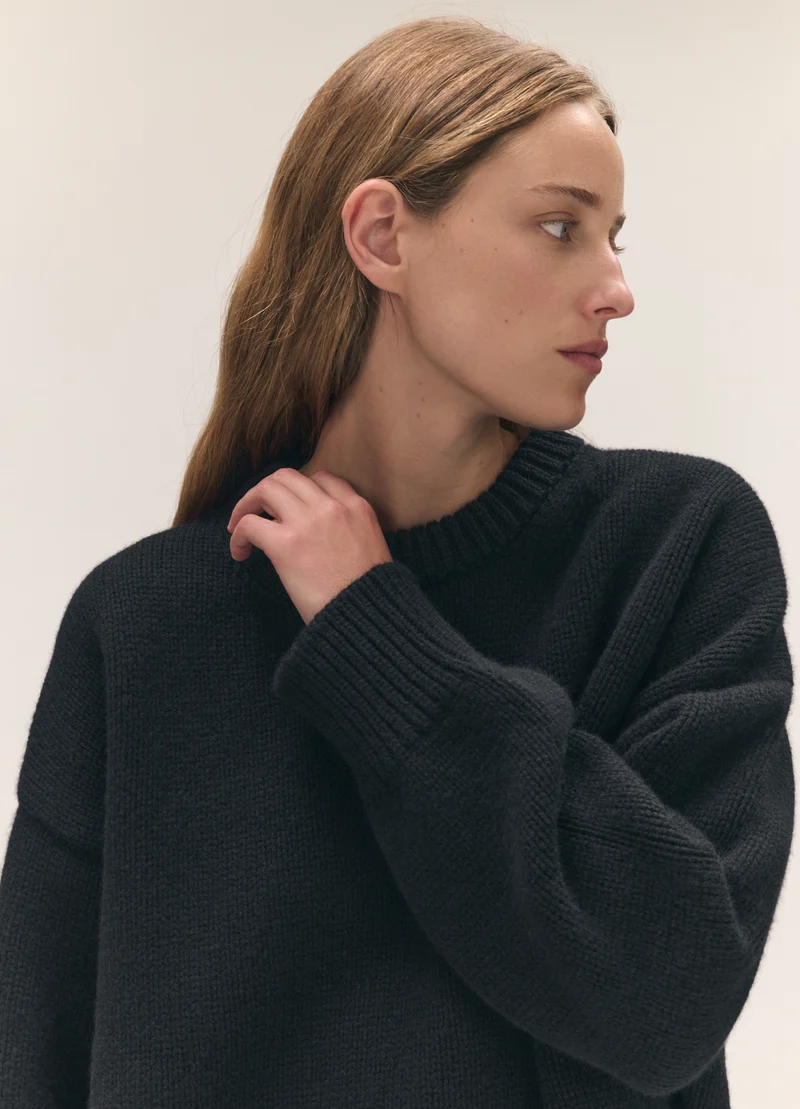 Caragh Crewneck in Black