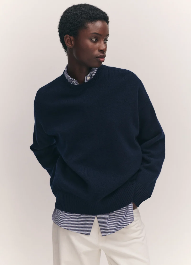Innes Slouch Crewneck in Navy