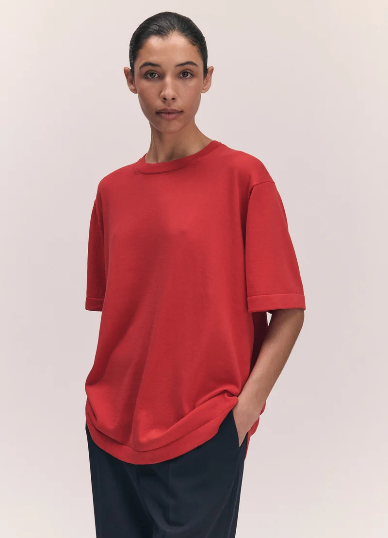Short Sleeve Slouchy T-Knit in Red