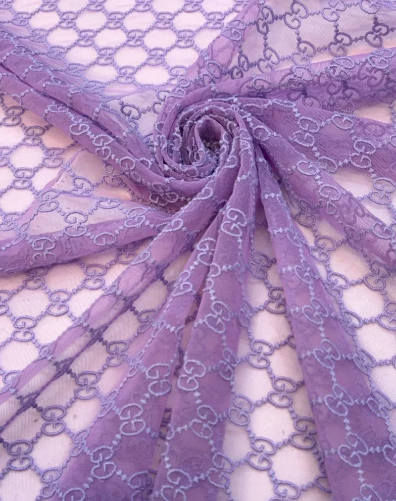 No. 2083 bestickter Mesh flieder