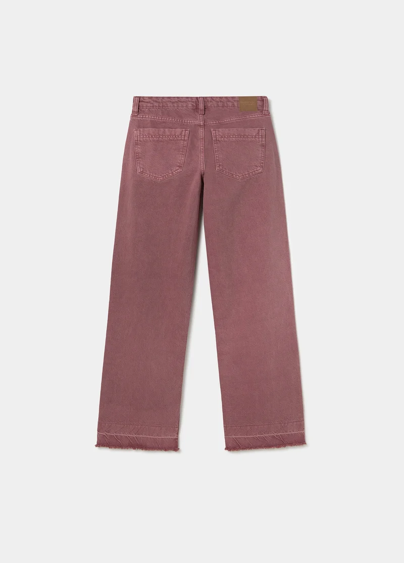 Trousers with front pockets