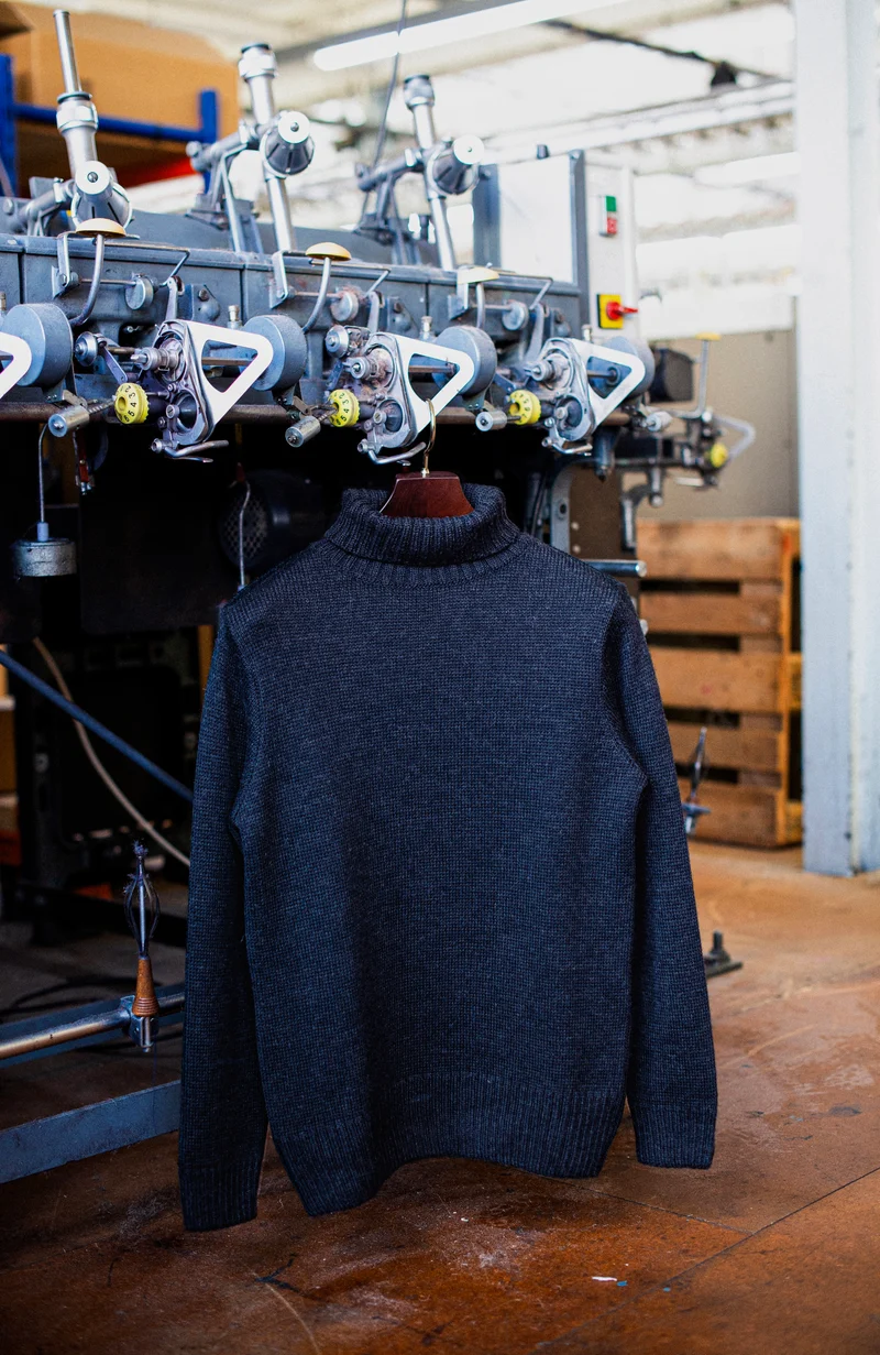 Der taillierte Submariner – Rollkragenpullover aus Merinowolle