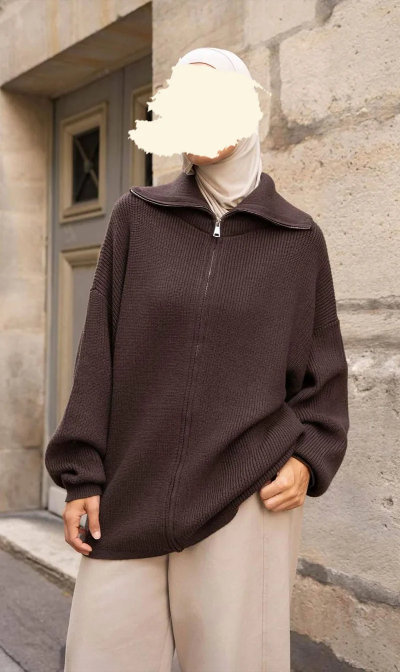 Strickpullover in Übergröße mit Reißverschluss