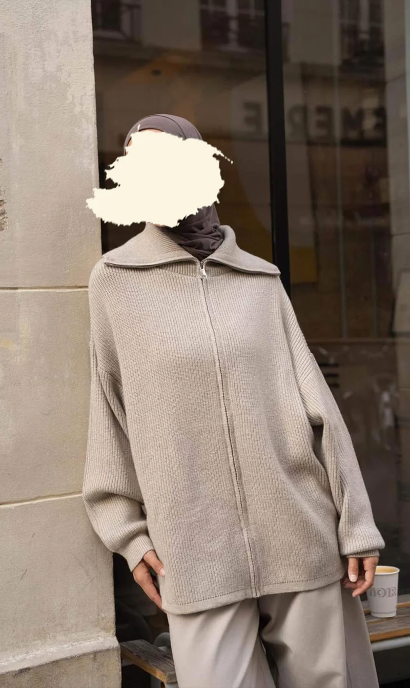 Strickpullover in Übergröße mit Reißverschluss
