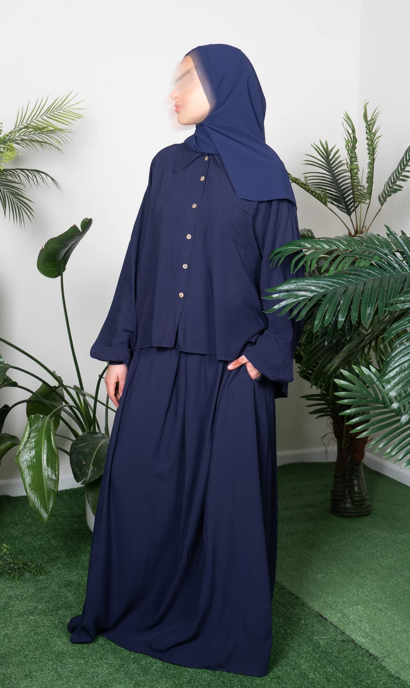 Set aus Viskose und Marineblau