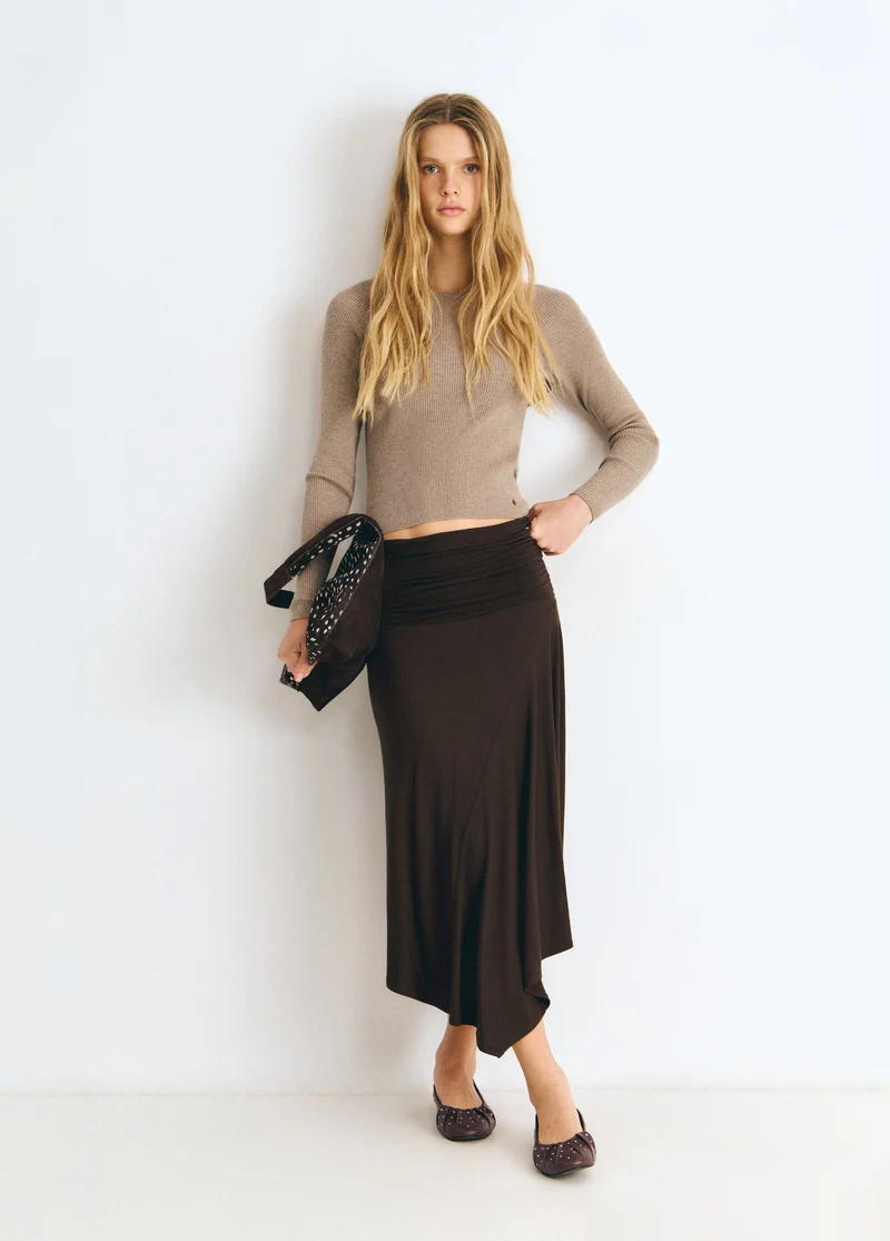 Asymmetrical skirt with waistband