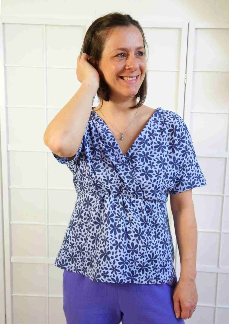 Musselinbluse "Maiglöckchen" mit weiten Kimonoärmeln