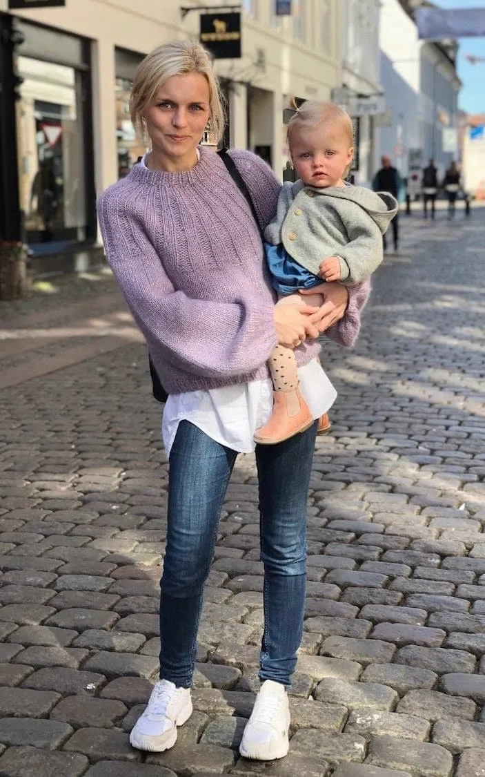 Sunday Sweater - KOS & TYNN SILK MOHAIR - Strickset