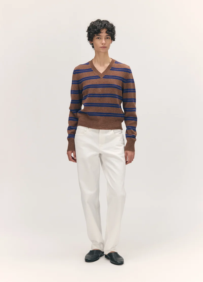 Sligo V-Neck in Hazelnut/Smalt Stripe