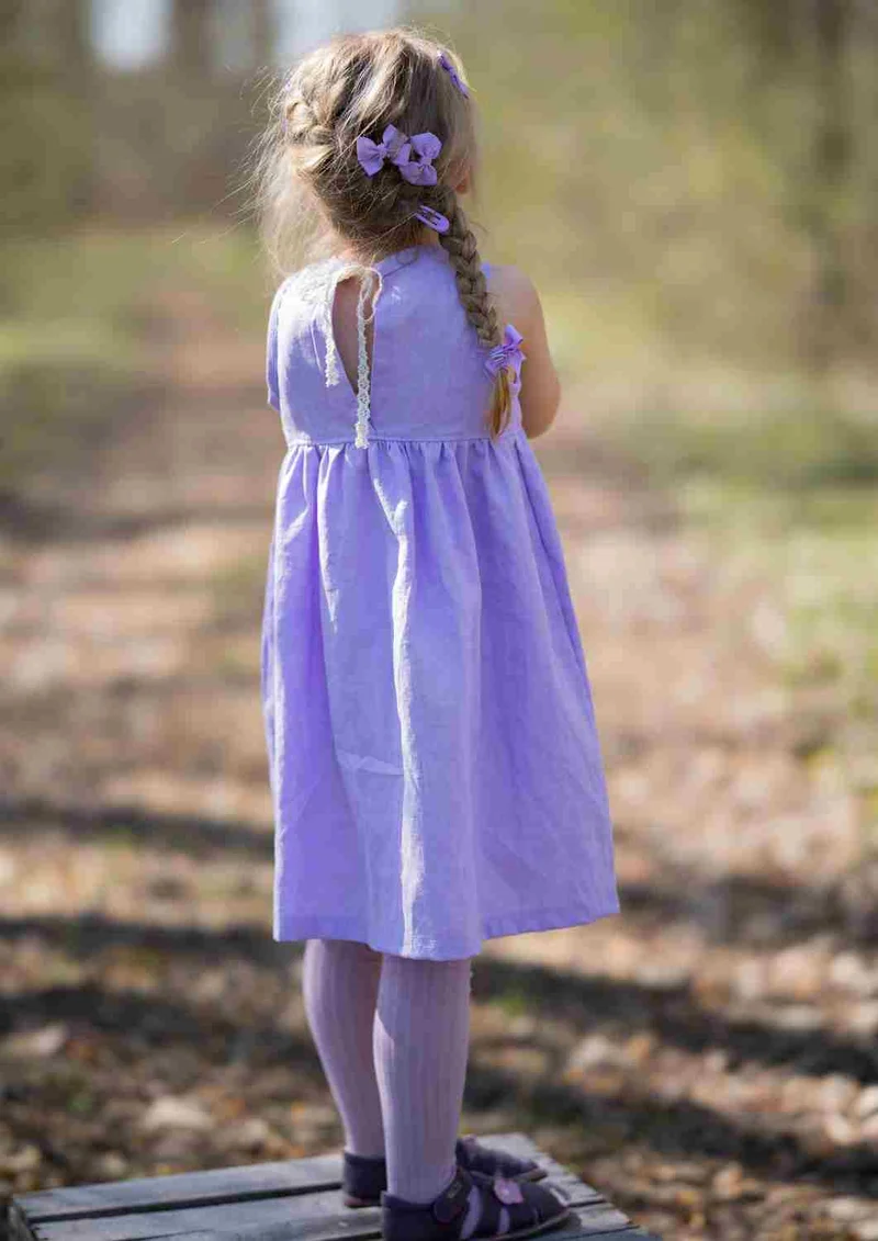 Ärmelloses Leinenkleid für Mädchen "Edelweiß"