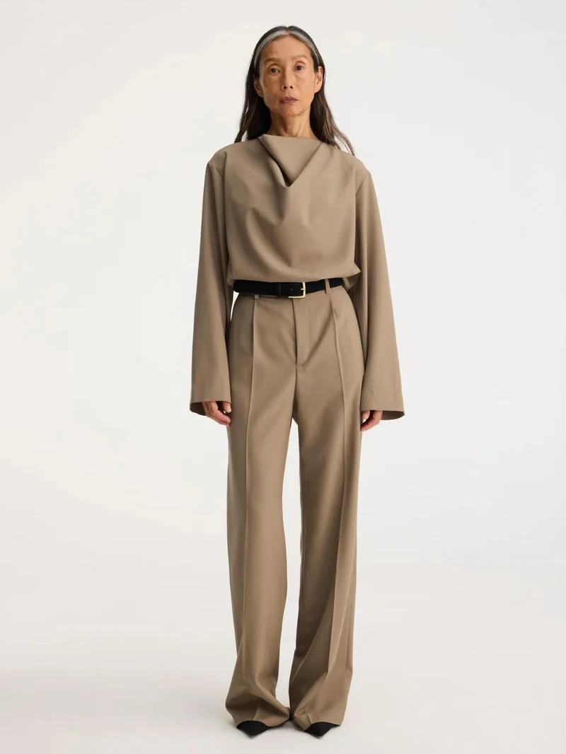 Rohe Relaxed Pleat Trousers Khaki