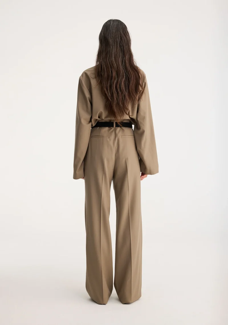 Rohe Relaxed Pleat Trousers Khaki