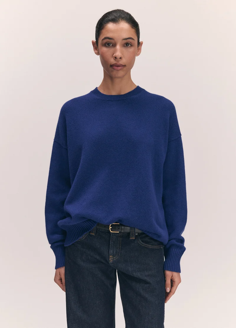 Innes Slouch Crewneck in Smalt Blue