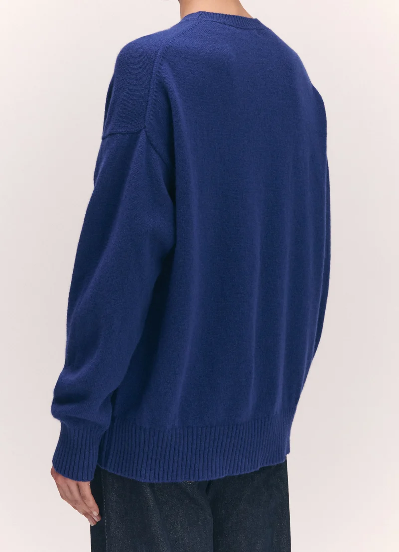 Innes Slouch Crewneck in Smalt Blue
