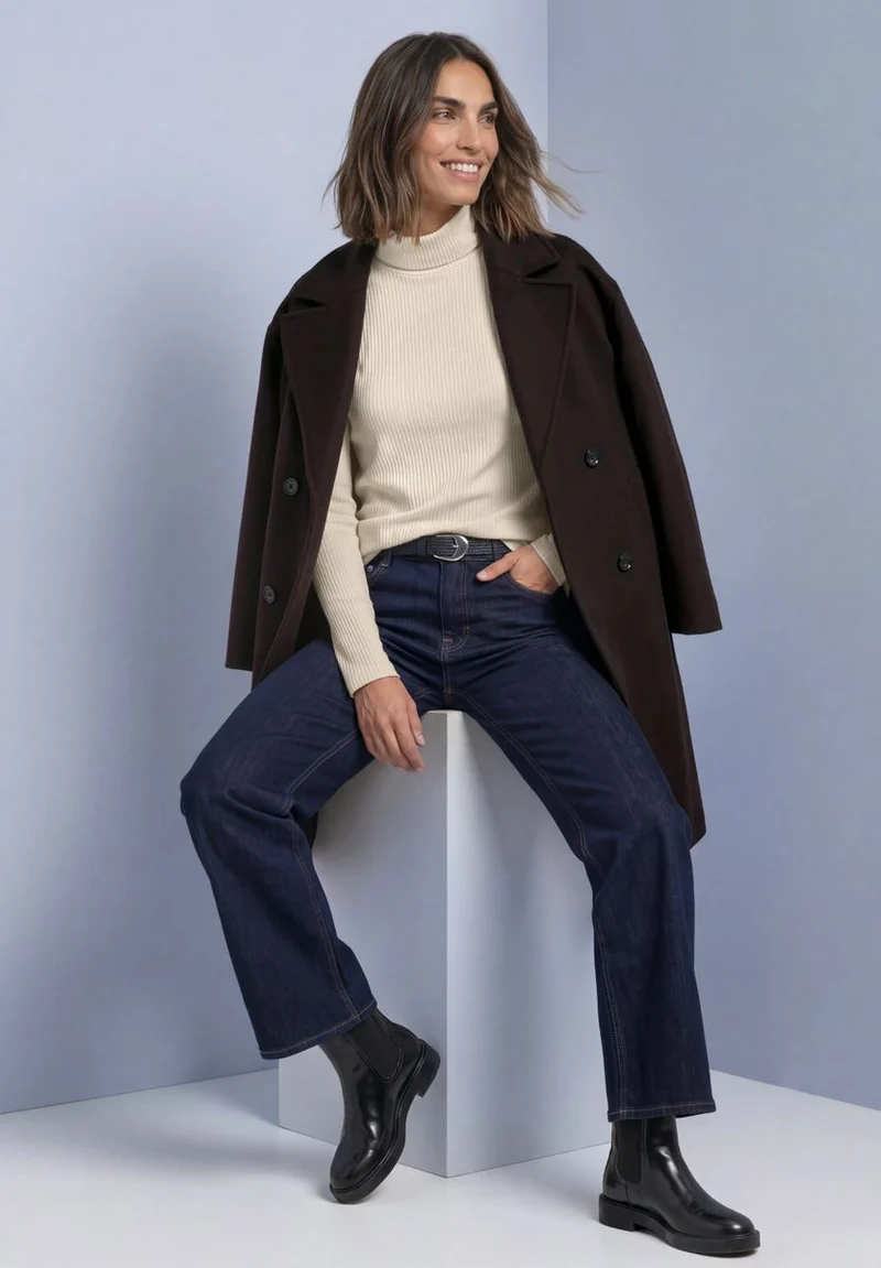 Basic Shirt in Unifarbe mit Rollkragen