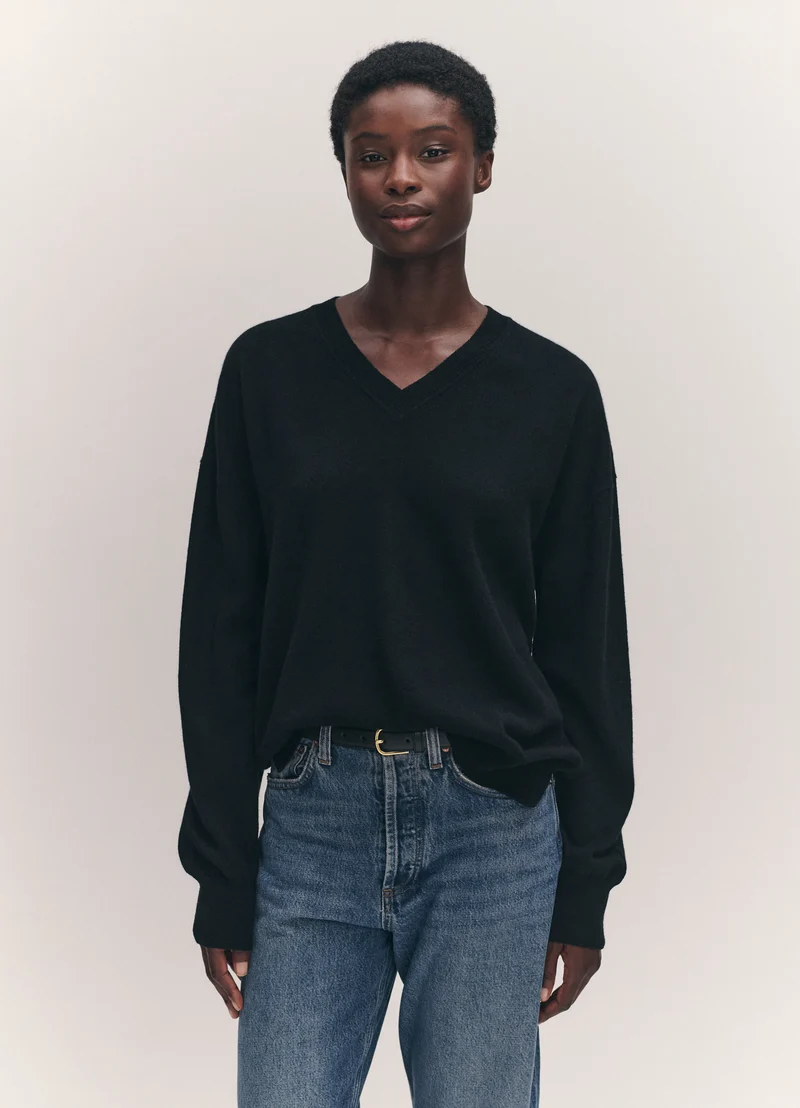 Tahra Cashmere V-Neck in Black