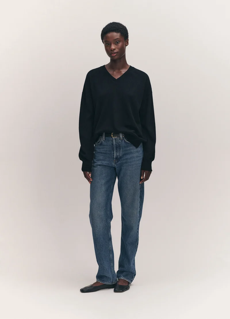 Tahra Cashmere V-Neck in Black