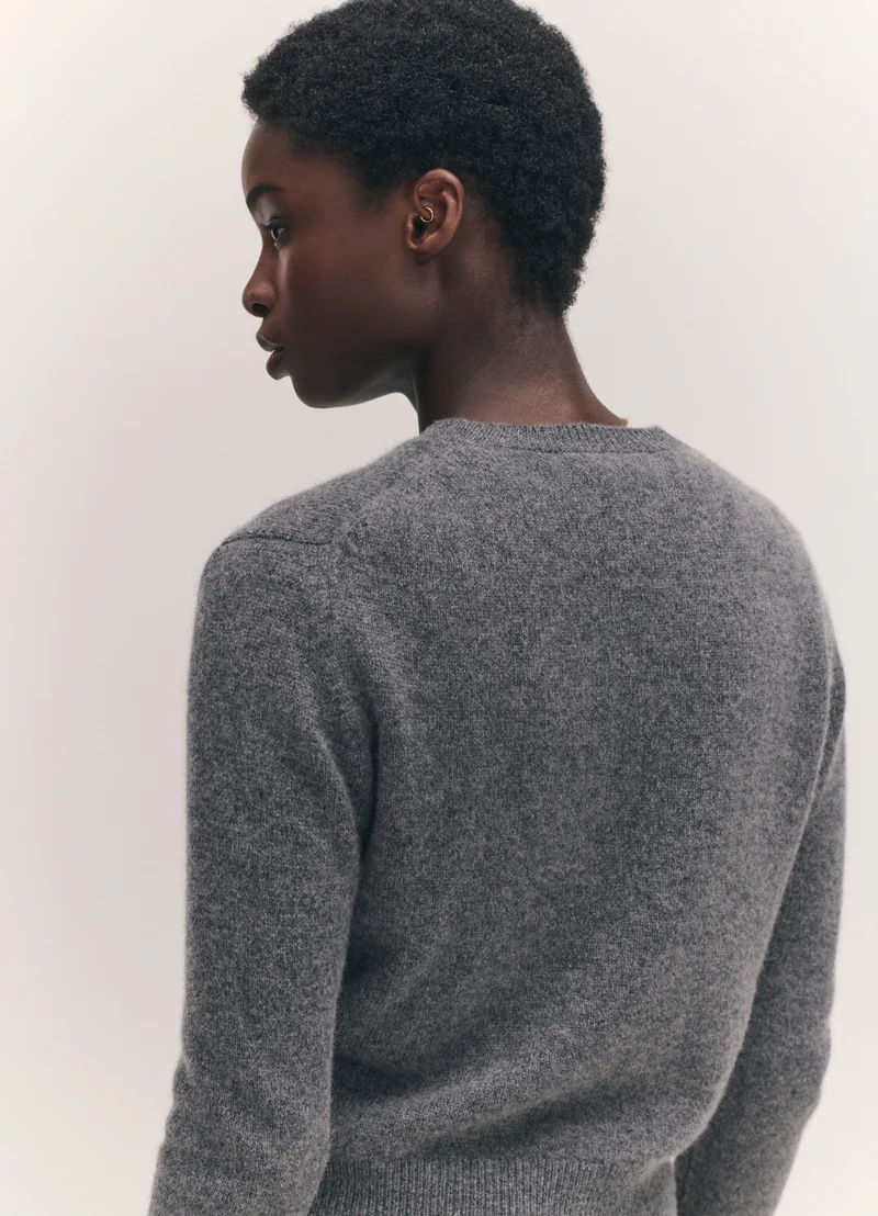 Sligo V-Neck in Derby Grey