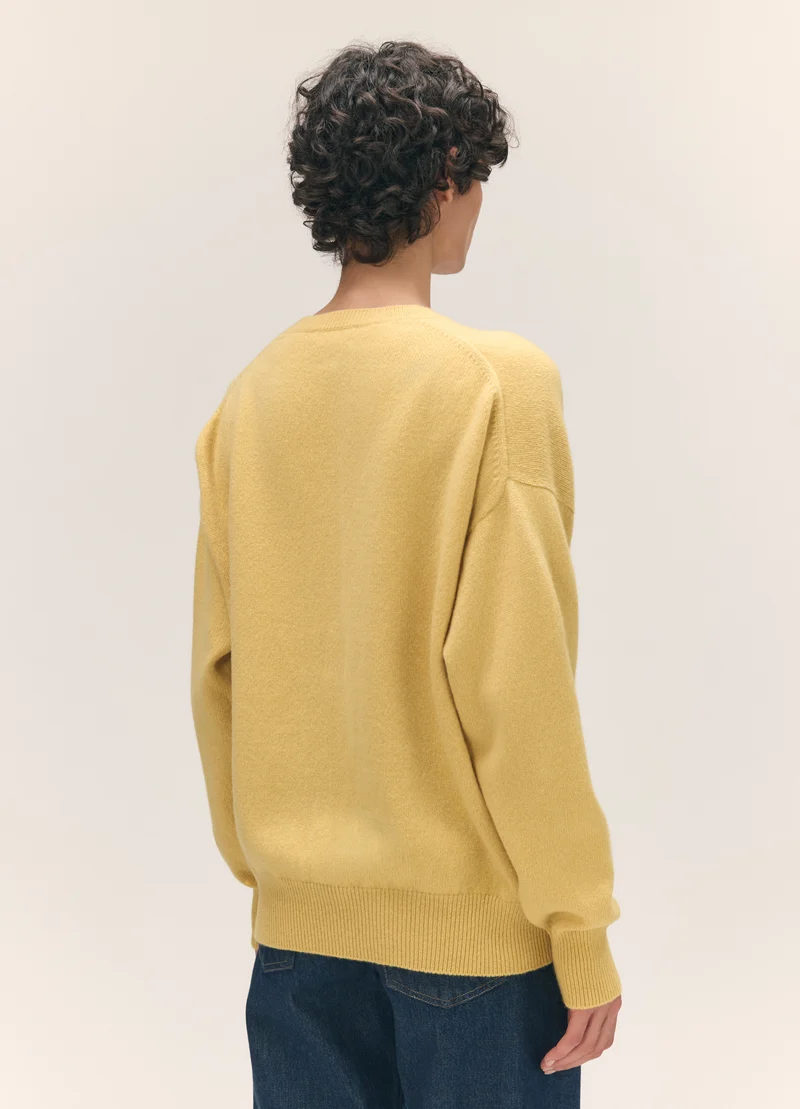 Innes Slouch V-Neck in Yellow