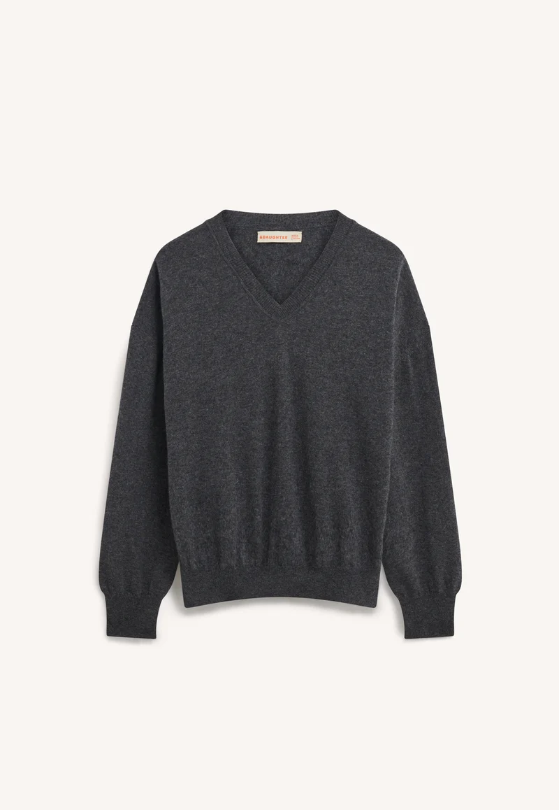 Tahra Cashmere V-Neck in Derby Grey