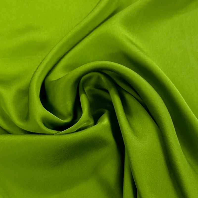 No. 2069 Viskosesatin Stretch apfelgrün