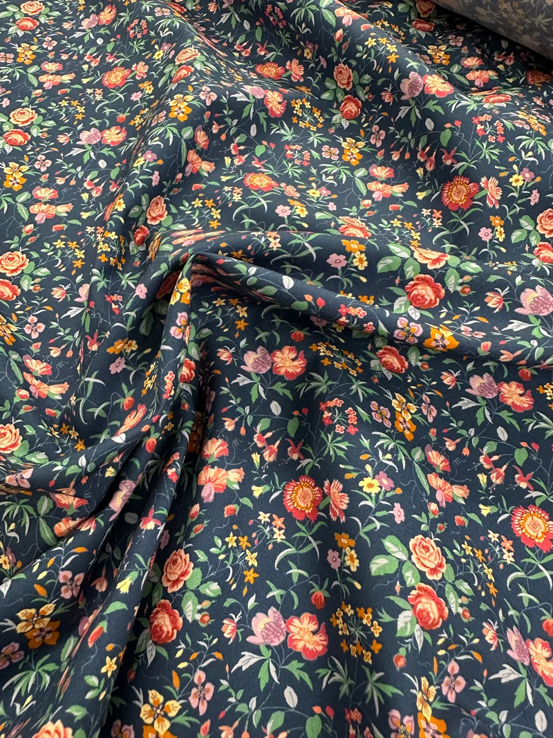 No. 2007 LIBERTY Tana Lawn dunkelblau
