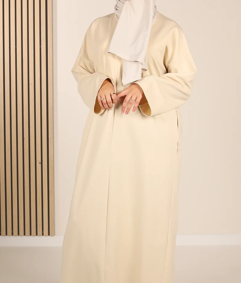 Bescheidener Baumwoll-V-Pullover 16 – Beige