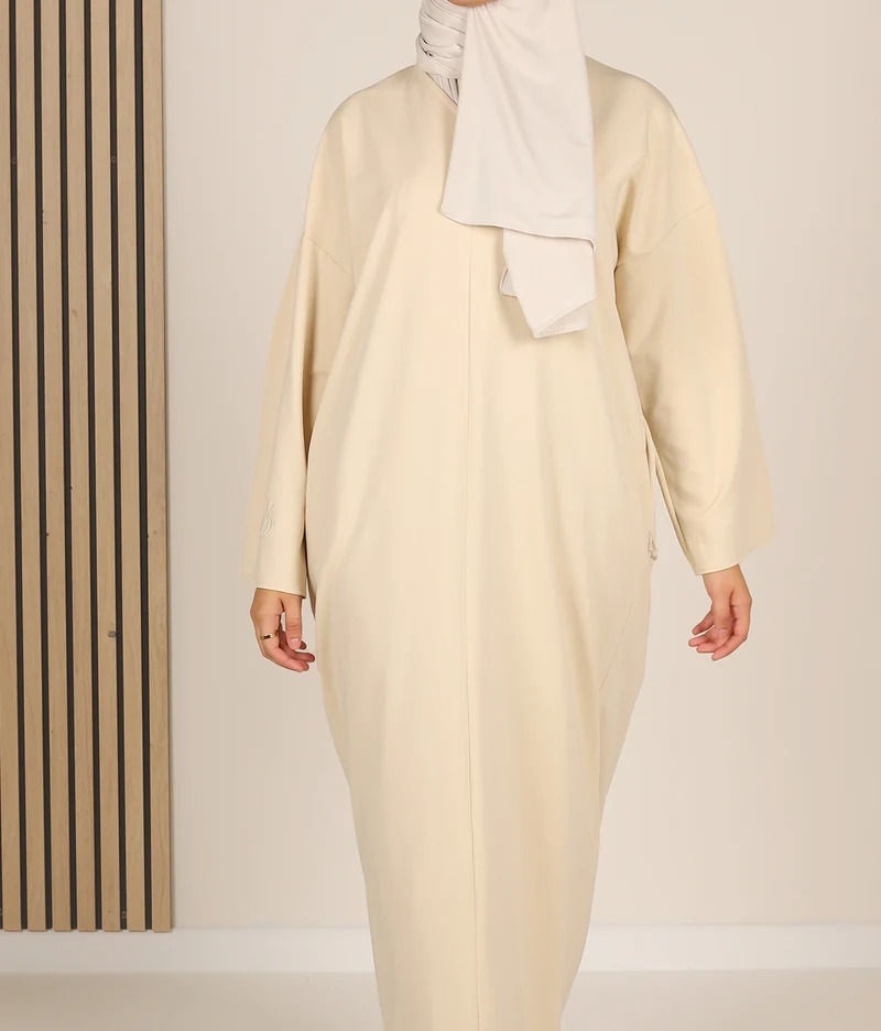 Bescheidener Baumwoll-V-Pullover 16 – Beige