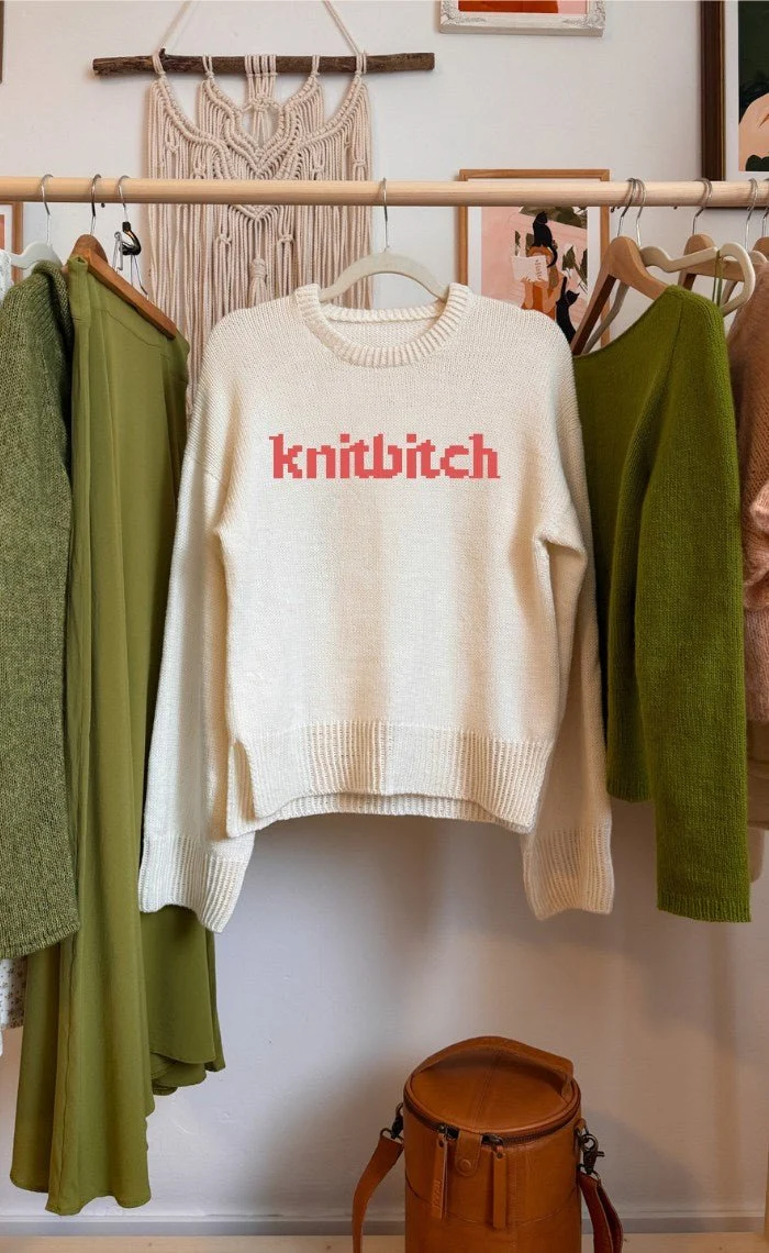 Studio Sweater mit deinem Wunsch-Motiv - The Merry Merino 140 GOTS - Strickset