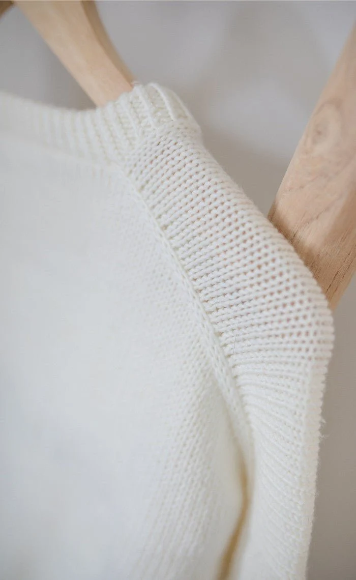 Studio Sweater mit deinem Wunsch-Motiv - The Merry Merino 140 GOTS - Strickset
