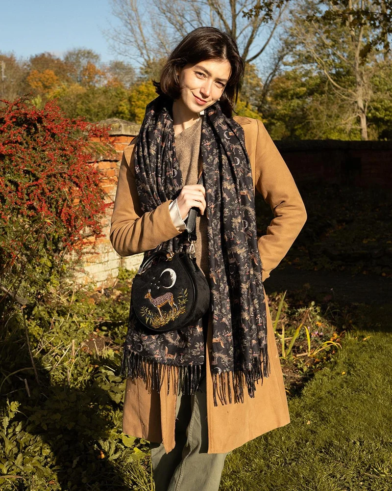A Night's Tale Woodland Scarf in Black