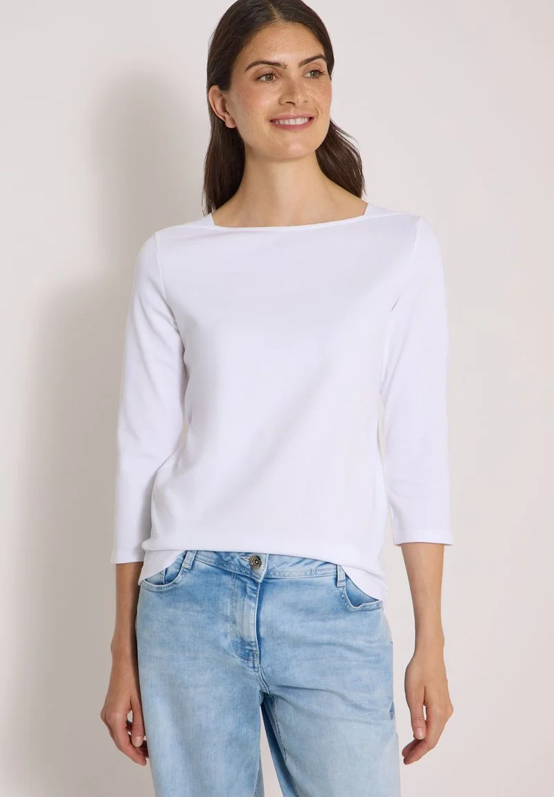 Basic Shirt mit U-Boot-Ausschnitt