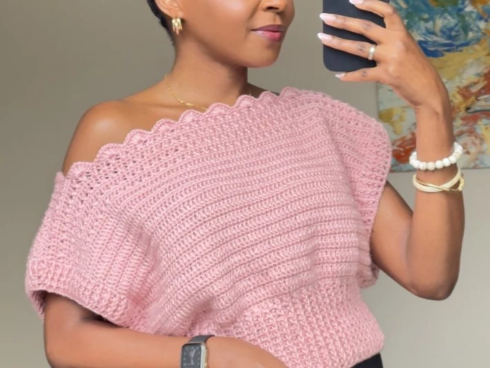 Haakpatroon Durable Off Shoulder X-Steek Geribde Top (Digital)