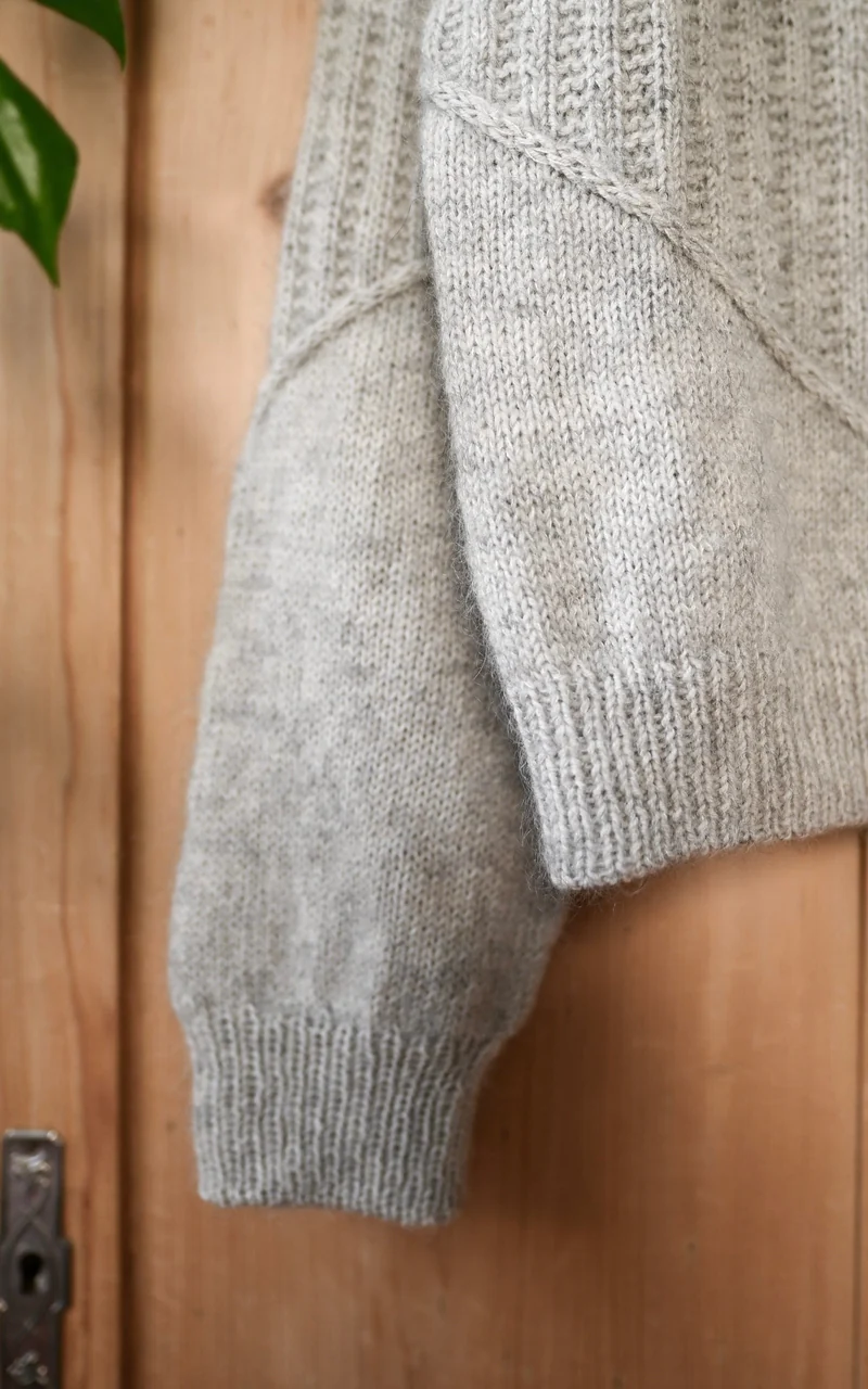 Cosmo Cardigan - DOUBLE SUNDAY EDITION - Strickset