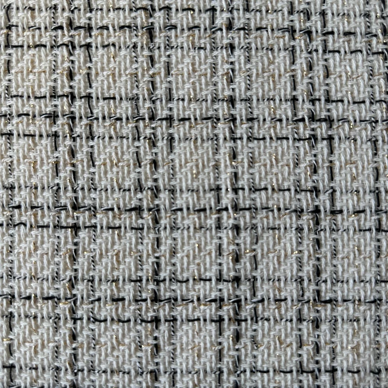 No. 1603 Bouclé Karo mit Lurex