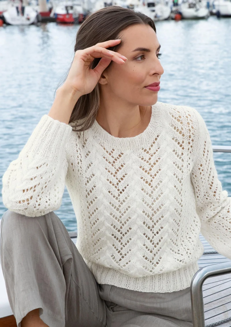 Pullover Lace