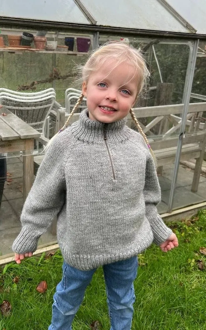Zipper Sweater Light Junior - PEER GYNT - Strickset