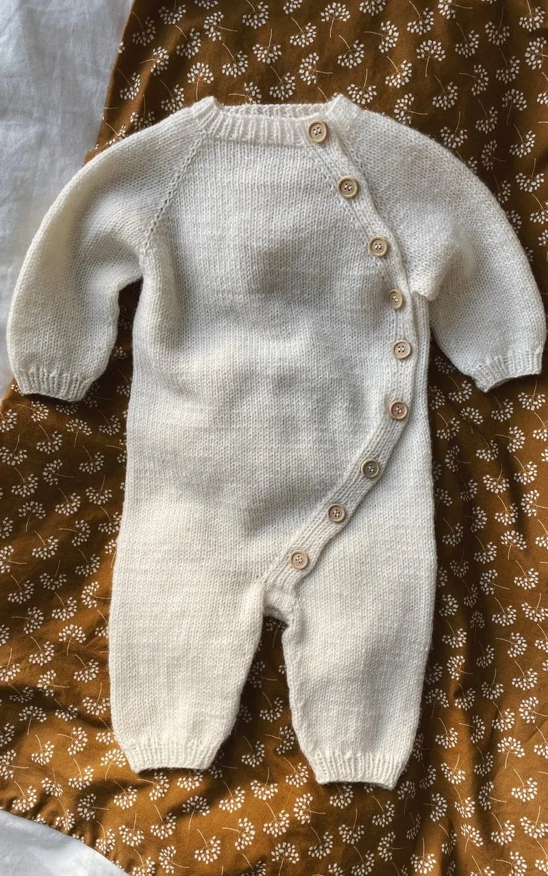 Monday Suit Baby - SUNDAY - Strickpaket