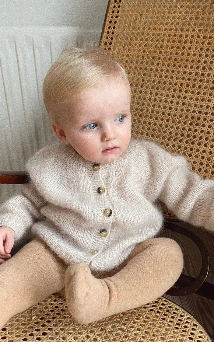 Novice Cardigan Baby Mini Mohair Edition - TYNN SILK MOHAIR - Strickpaket
