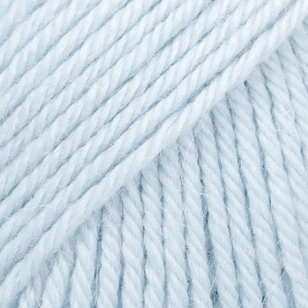 DROPS Lima Uni Colour 9033 Winterhimmel